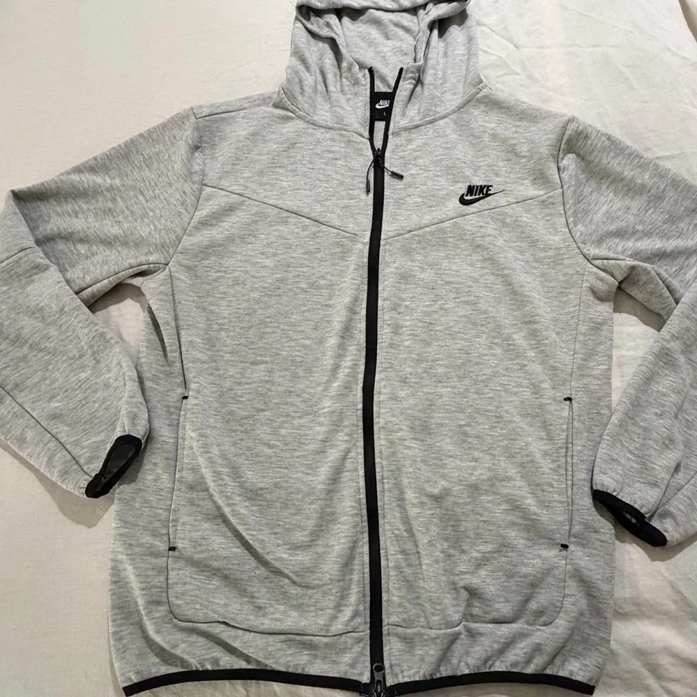 Nike Tech Fleece Full Zip Hoodie Light Gray Men Size L Casual Athletic - Picture 2 of 9